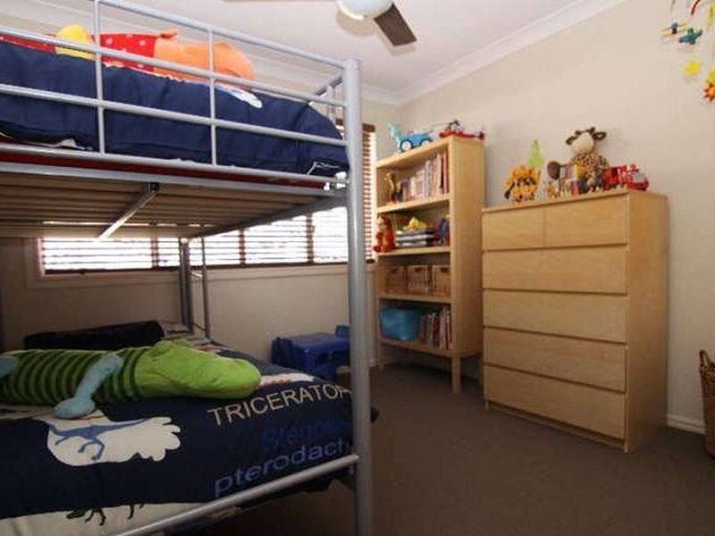 6 Coolawin Place, Nerang QLD 4211