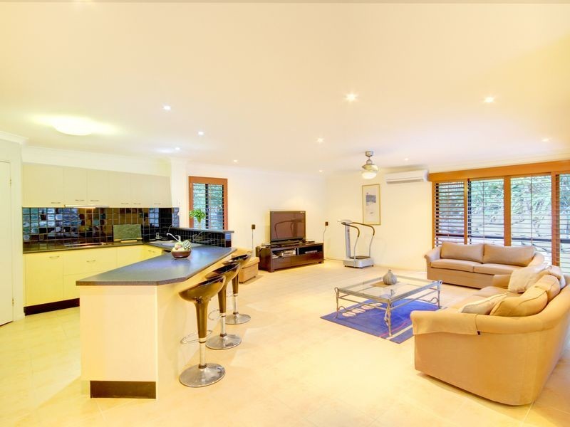 28 Marriott Way, Highland Park QLD 4211