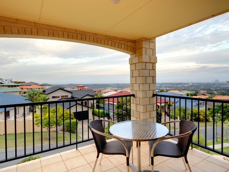 28 Marriott Way, Highland Park QLD 4211