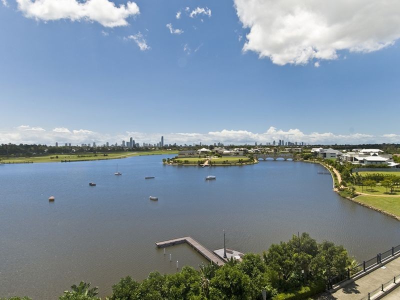 1-24 ‘Quay Views’ Emerald Lakes Drive, Carrara QLD 4211