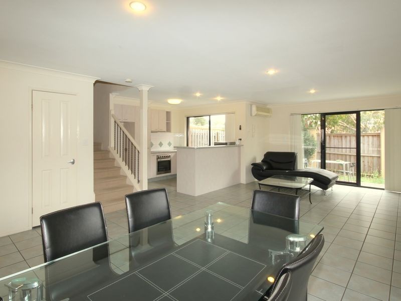 25/1 Secondary Street, Upper Coomera QLD 4209