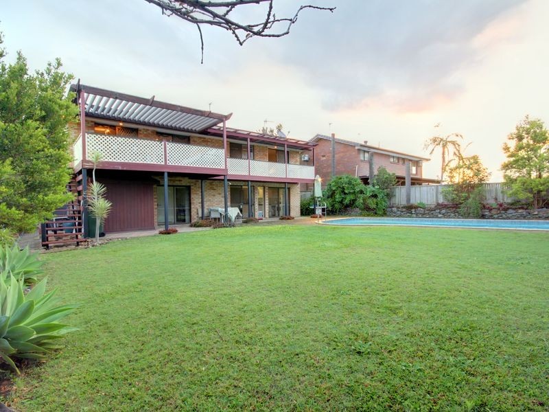 171 Alexander Drive, Highland Park QLD 4211