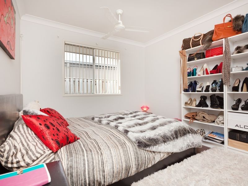 8 Kelsey Circuit, Nerang QLD 4211
