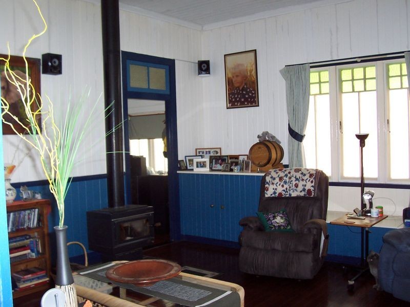 24 Parkway Drive, Advancetown QLD 4211