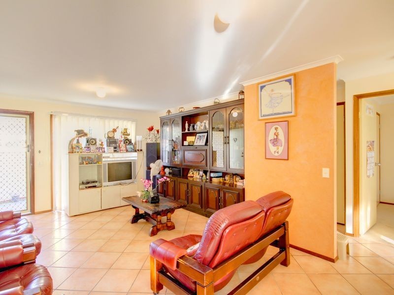 2/15 Galloway Drive, Ashmore QLD 4214