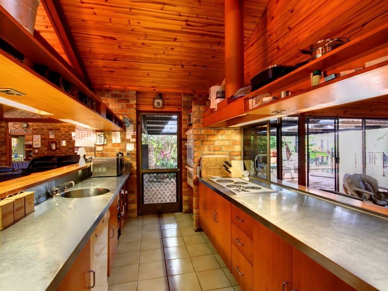 18 Eden Court, Nerang QLD 4211