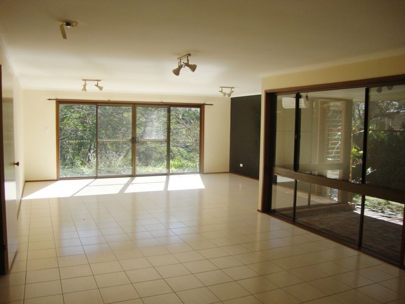 32 Riverlea Waters Drive, Nerang QLD 4211