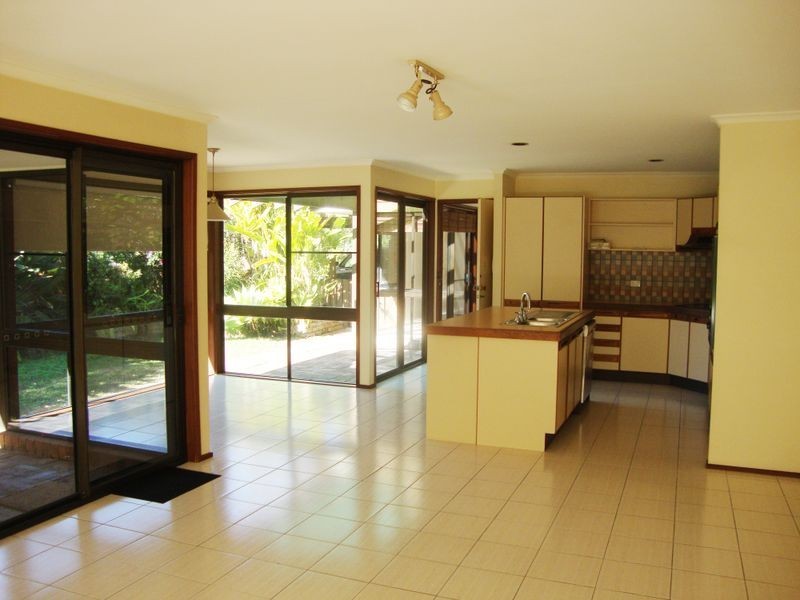 32 Riverlea Waters Drive, Nerang QLD 4211