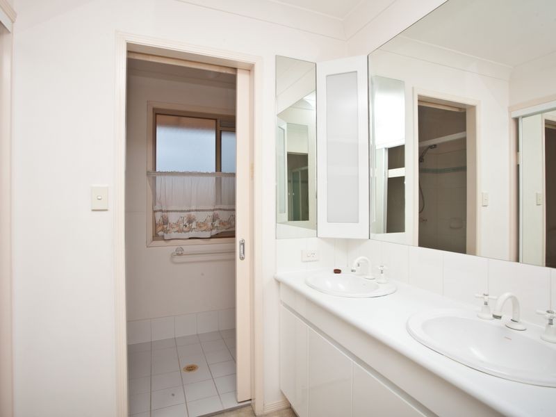 6/152 Palm Meadows Drive, Carrara QLD 4211