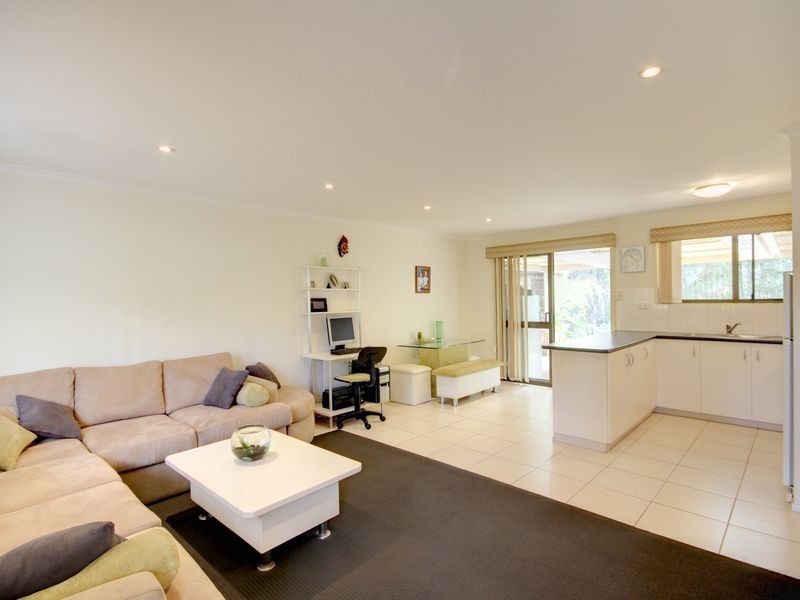 43 Orlando Court, Highland Park QLD 4211