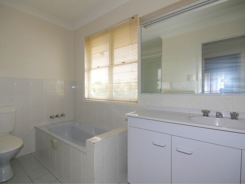13/164 Alexander Drive, Highland Park QLD 4211