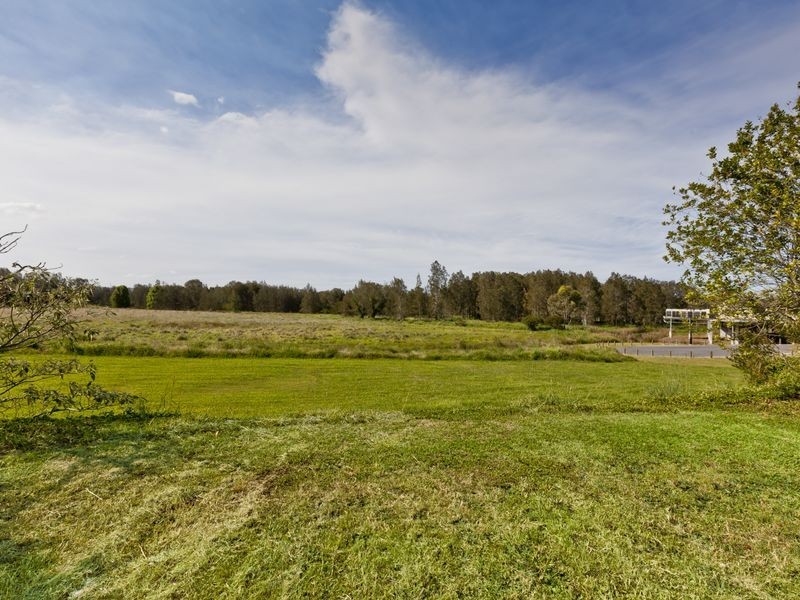 77 Chisholm Road, Carrara QLD 4211