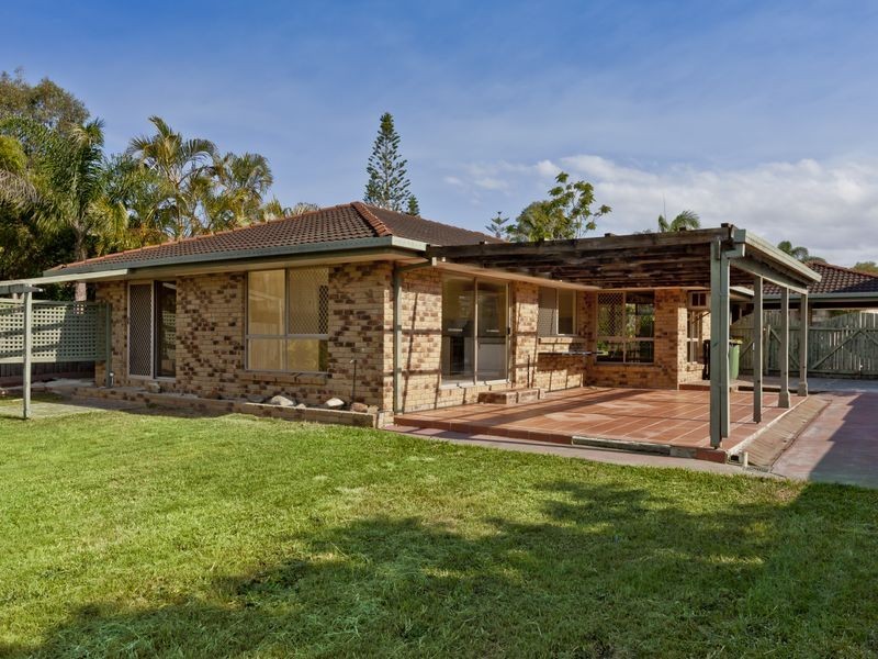 77 Chisholm Road, Carrara QLD 4211