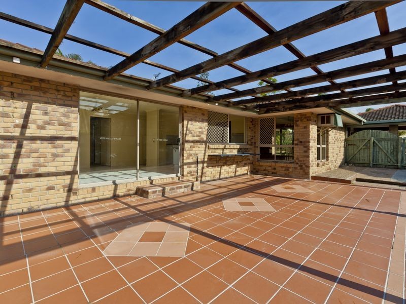 77 Chisholm Road, Carrara QLD 4211