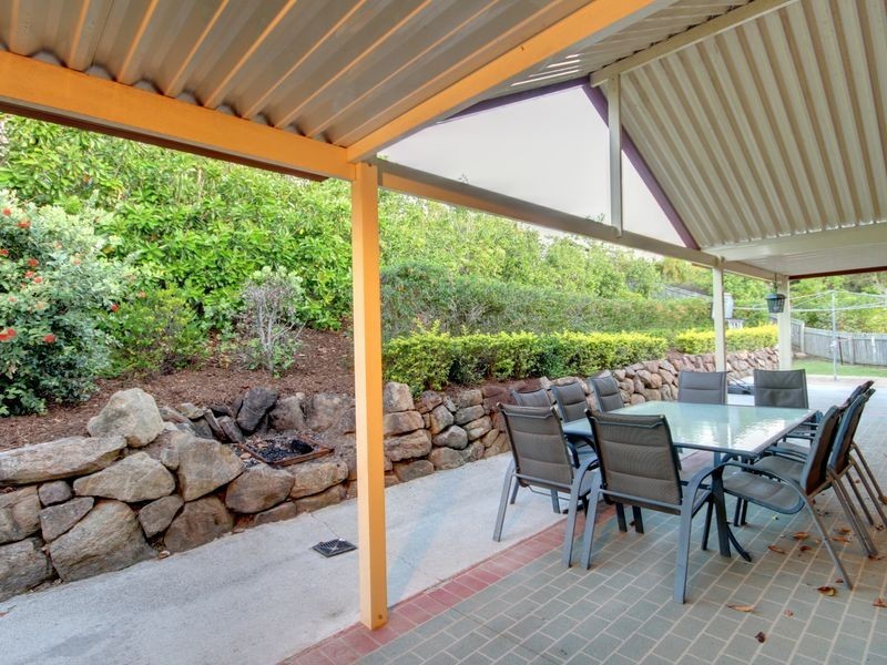 2 Pasture Place, Mount Nathan QLD 4211