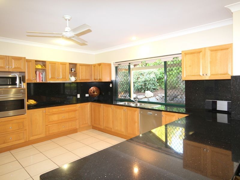 2 Pasture Place, Mount Nathan QLD 4211
