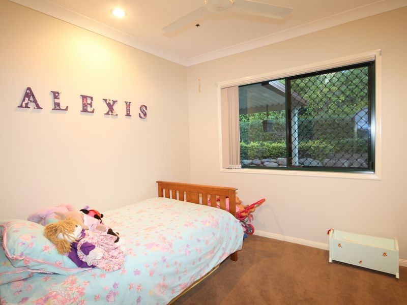 2 Pasture Place, Mount Nathan QLD 4211
