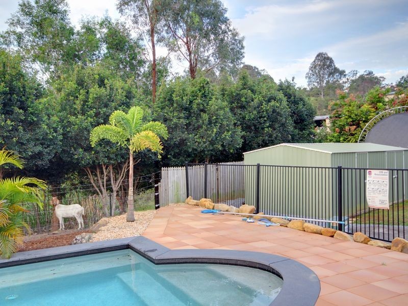 2 Pasture Place, Mount Nathan QLD 4211