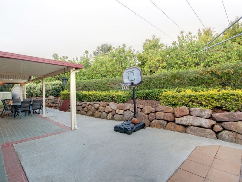 2 Pasture Place, Mount Nathan QLD 4211