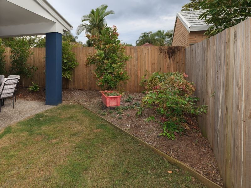 2/17 The Locale, Nerang QLD 4211