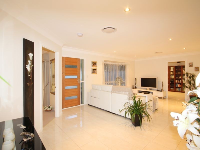 3 Riverpark Drive, Nerang QLD 4211