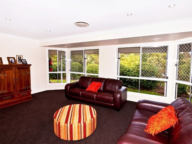 29 Lawnhill Drive, Nerang QLD 4211