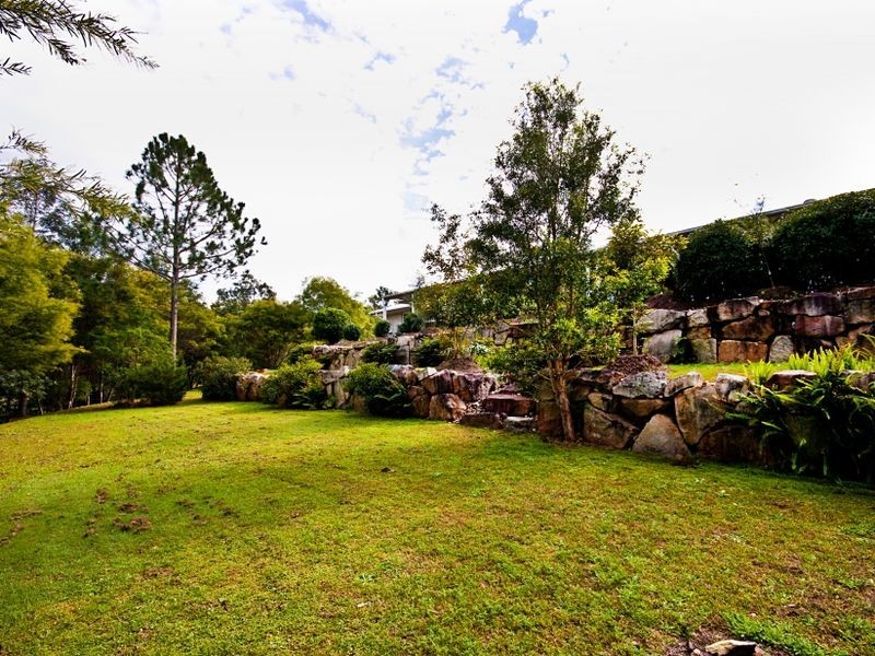 29 Lawnhill Drive, Nerang QLD 4211