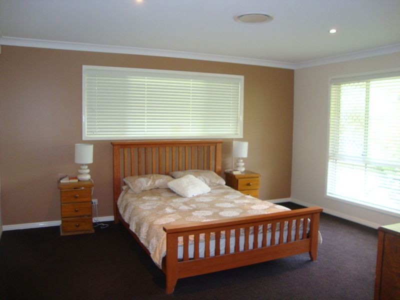 29 Lawnhill Drive, Nerang QLD 4211