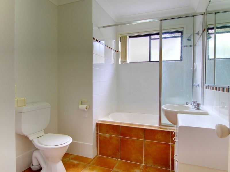 89/31 Archipelago Street, Pacific Pines QLD 4211