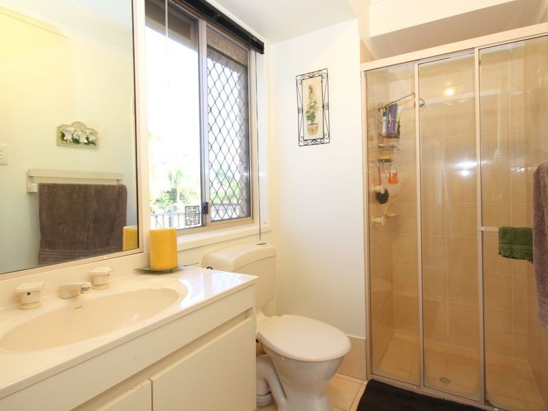 8 Aurora Crescent, Worongary QLD 4213