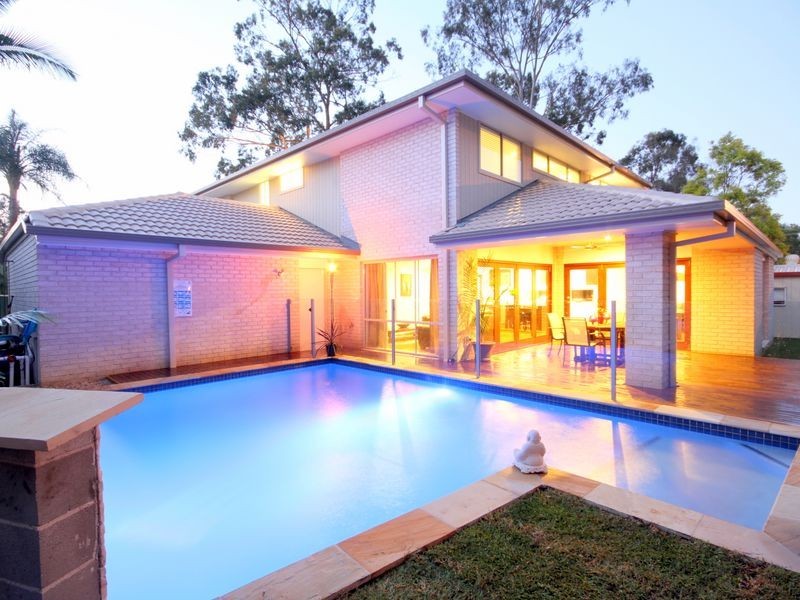 84 & 84A Alison Road, Carrara QLD 4211