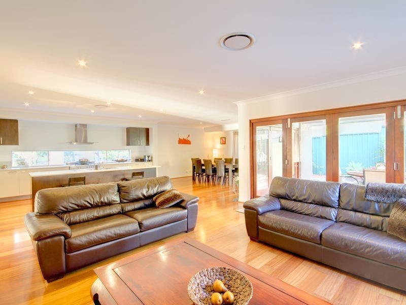 84 & 84A Alison Road, Carrara QLD 4211
