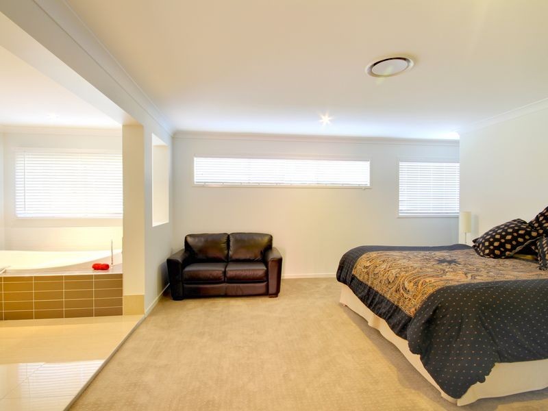 84 & 84A Alison Road, Carrara QLD 4211