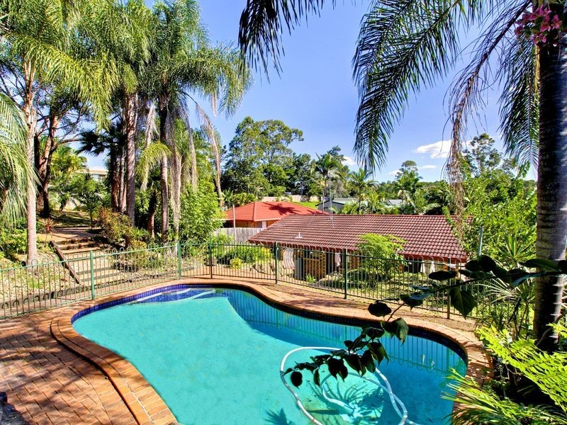 6 Aird Court, Highland Park QLD 4211