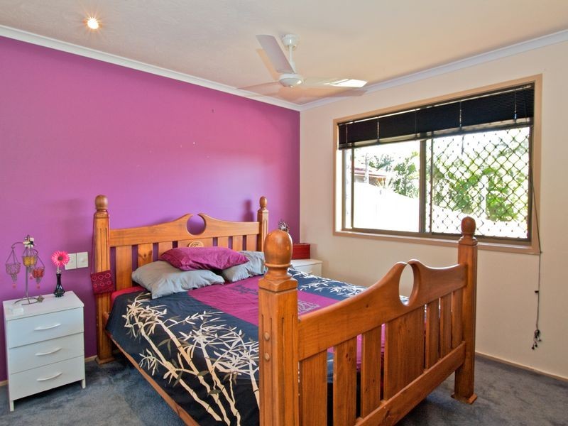 6 Aird Court, Highland Park QLD 4211