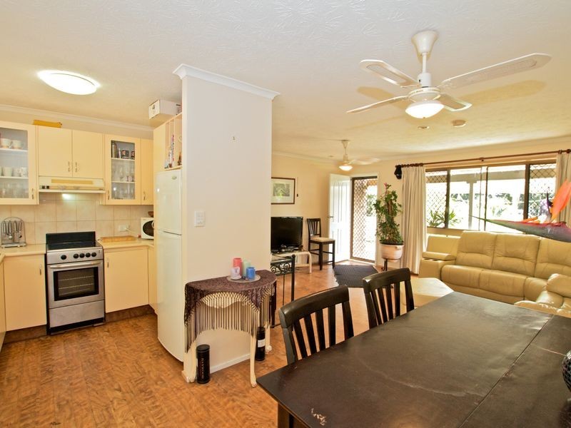 6 Aird Court, Highland Park QLD 4211