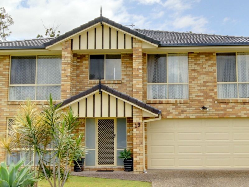 19 Nikau Crescent, Nerang QLD 4211