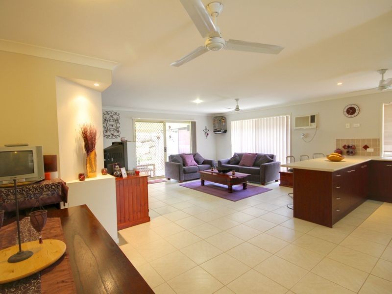 19 Nikau Crescent, Nerang QLD 4211