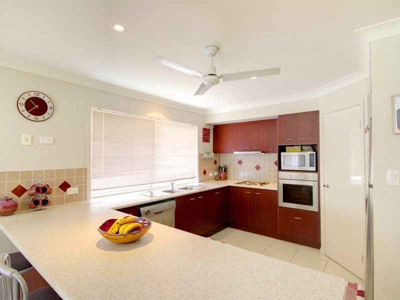 19 Nikau Crescent, Nerang QLD 4211