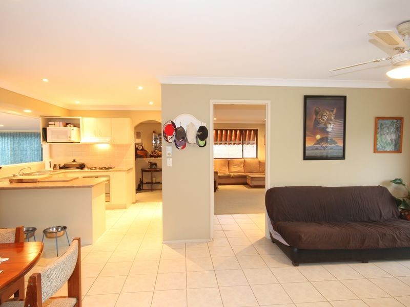 45 Balfour Crescent, Highland Park QLD 4211