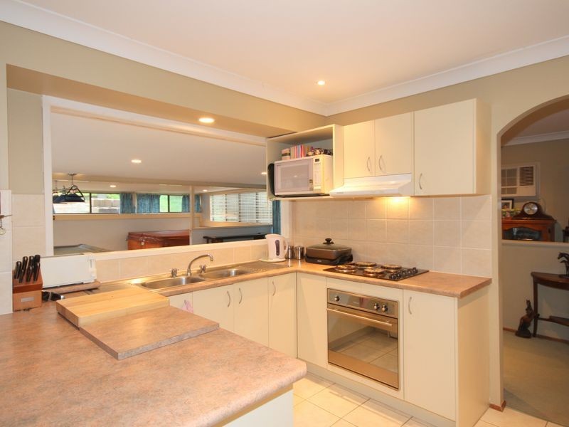 45 Balfour Crescent, Highland Park QLD 4211