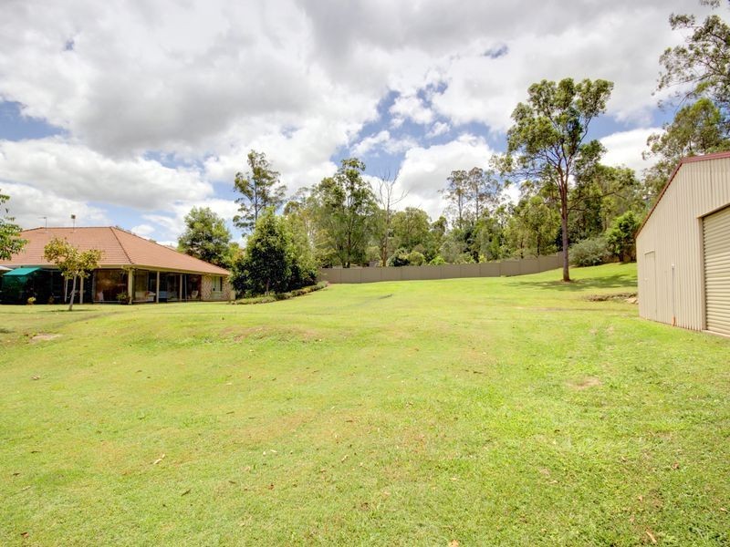 34 Pasture Place, Mount Nathan QLD 4211