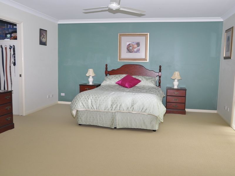 34 Pasture Place, Mount Nathan QLD 4211