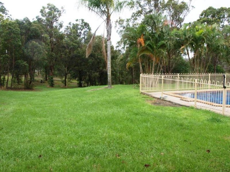 31 Kingsway Drive, Molendinar QLD 4214