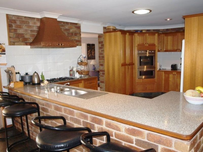 31 Kingsway Drive, Molendinar QLD 4214