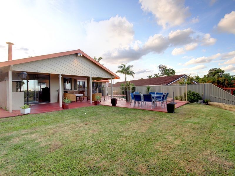 35 Merridown Drive, Merrimac QLD 4226