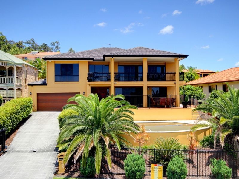 79 Armstrong Way, Highland Park QLD 4211