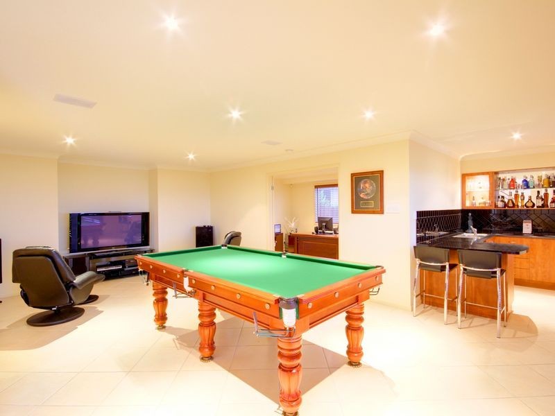 79 Armstrong Way, Highland Park QLD 4211