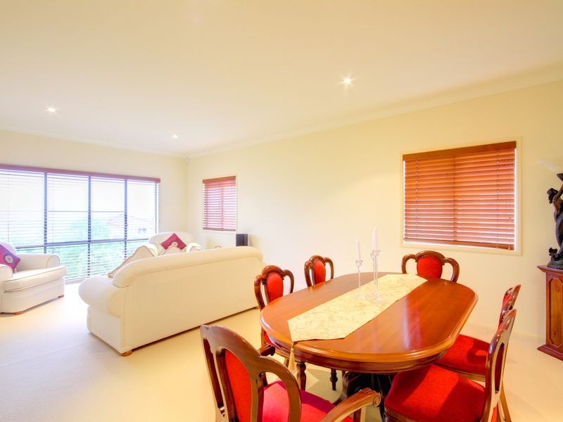 79 Armstrong Way, Highland Park QLD 4211