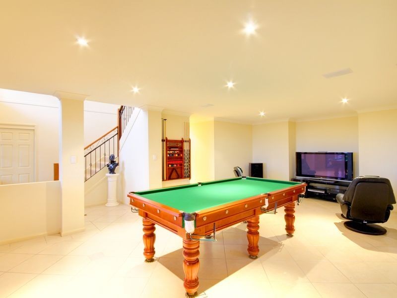 79 Armstrong Way, Highland Park QLD 4211